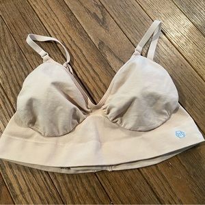 Miel nude bra